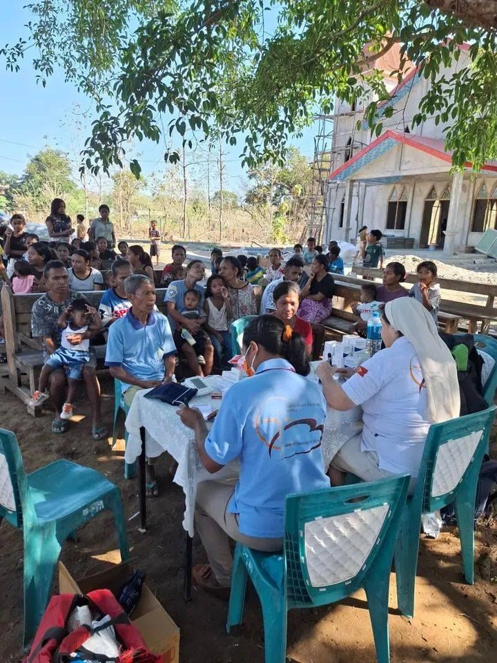 Consultas na aldeia de Lale